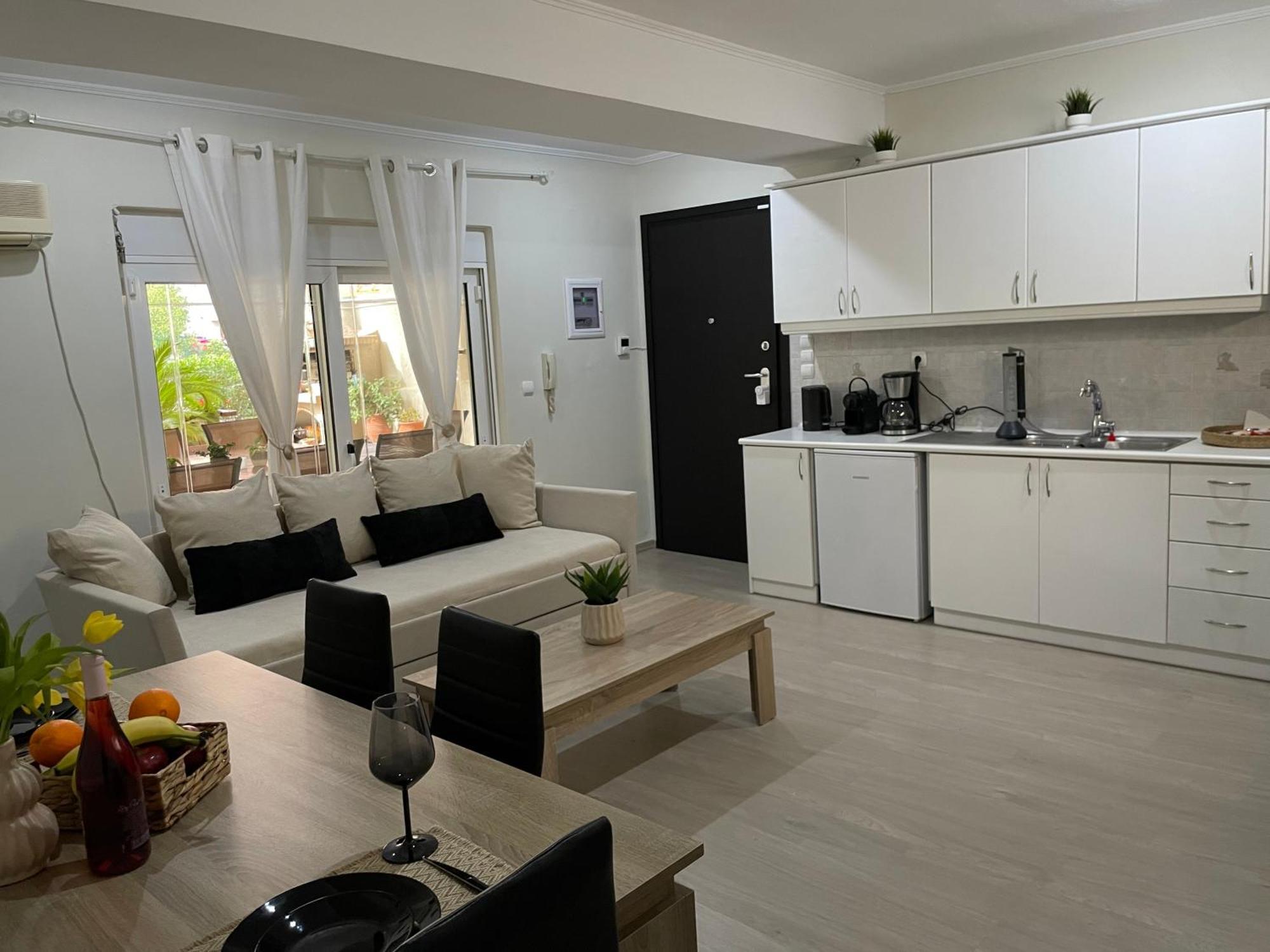 Triptolemus Stay Inn Elefsína Esterno foto