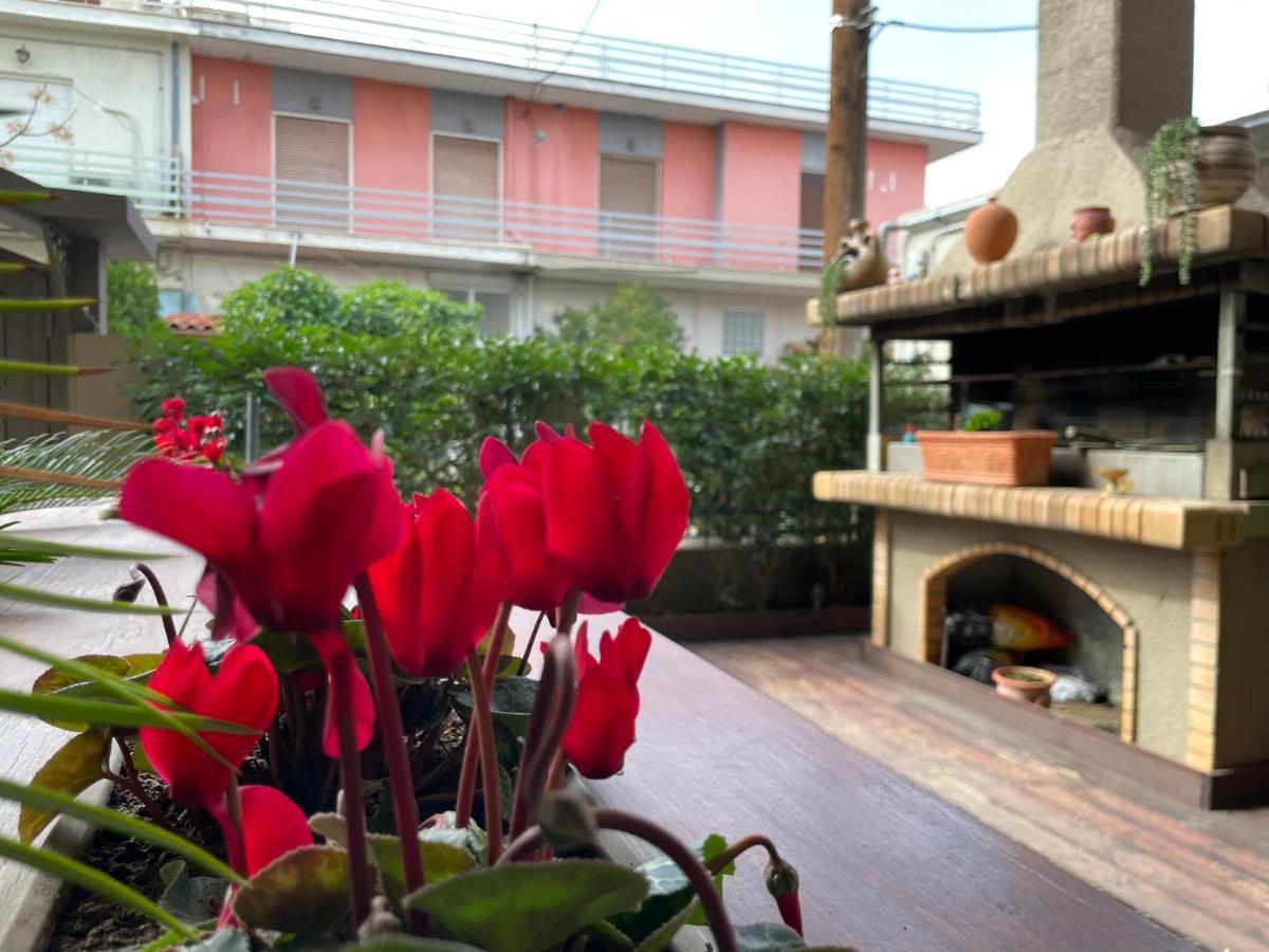 Triptolemus Stay Inn Elefsína Esterno foto